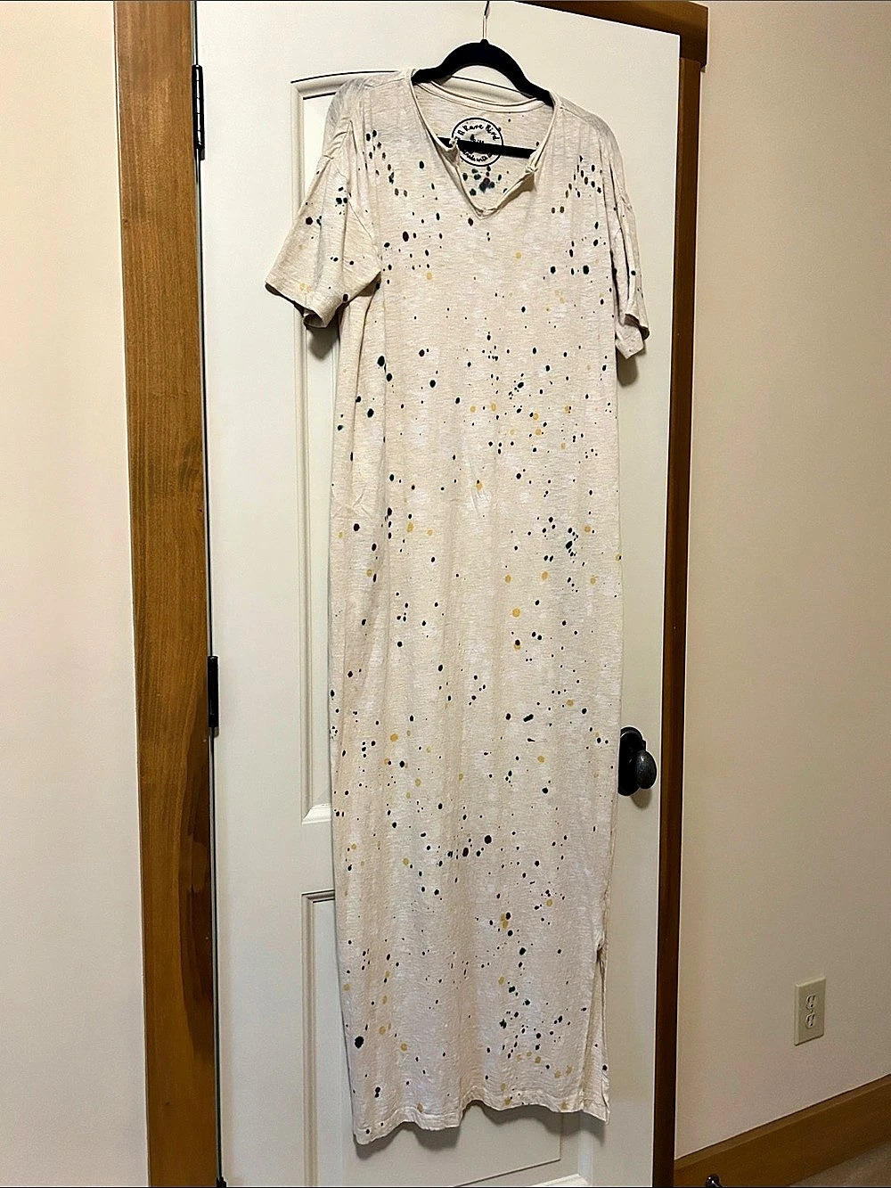 A Rare Bird Abstract Splatter Maxi Dress in Cream Size S/M